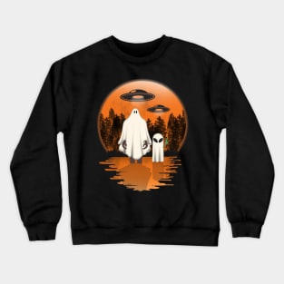 Alien And Bigfoot Ghost Halloween Moon Crewneck Sweatshirt